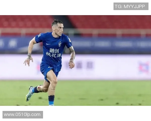 中超赛场斯坦丘破门助力球队争冠展现出色状态与实力