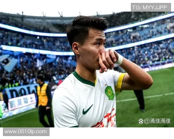 林良铭精彩进球助力大连英博取得胜利展现球队强大实力