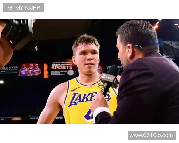 湖人大将因助攻记录刷新被选为本周最佳球员，领衔全队再创辉煌